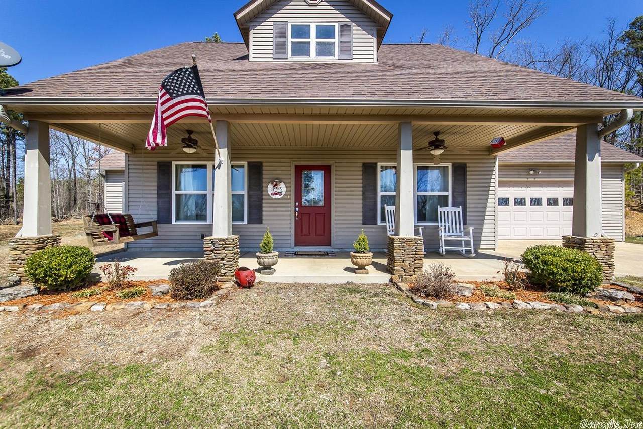 204 Old Hickory Drive - Photo 1
