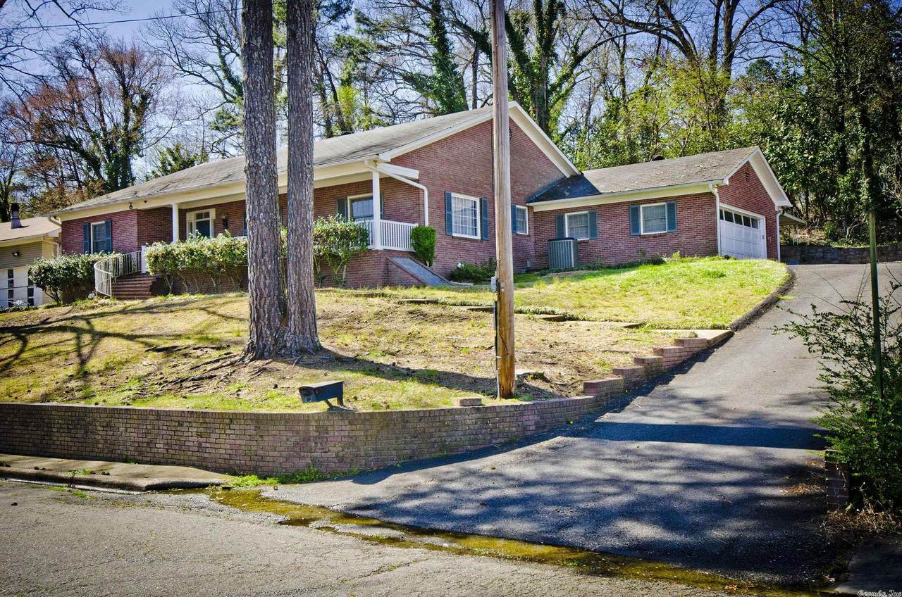 109 Carney - Photo 1