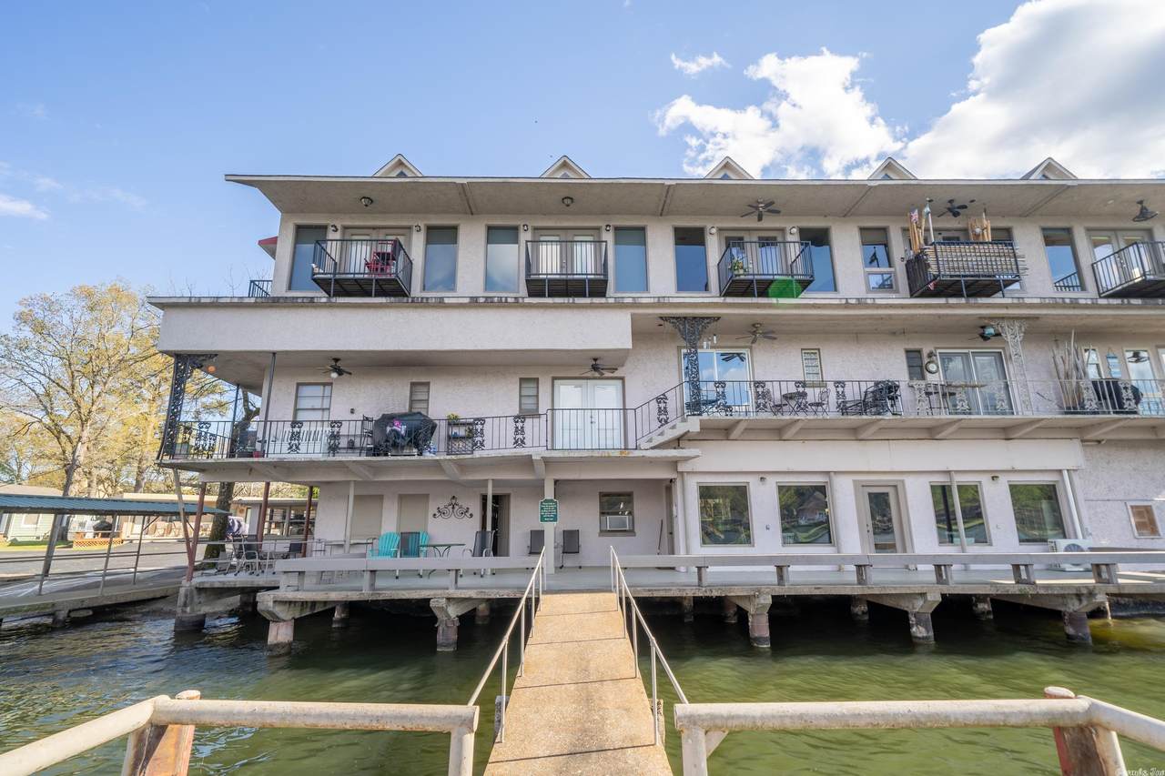 105 Chambers - Photo 1