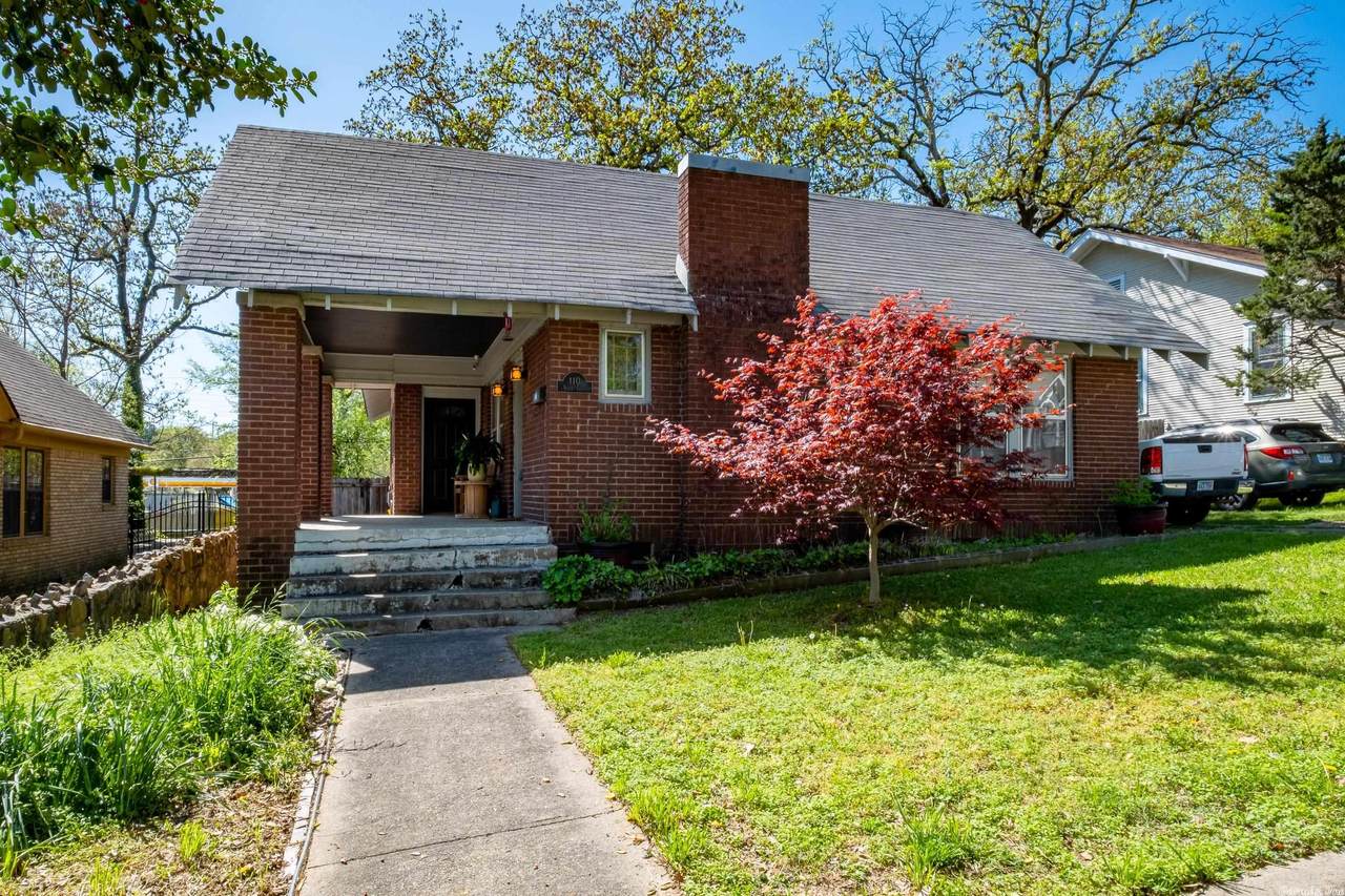 110 Cedar - Photo 1