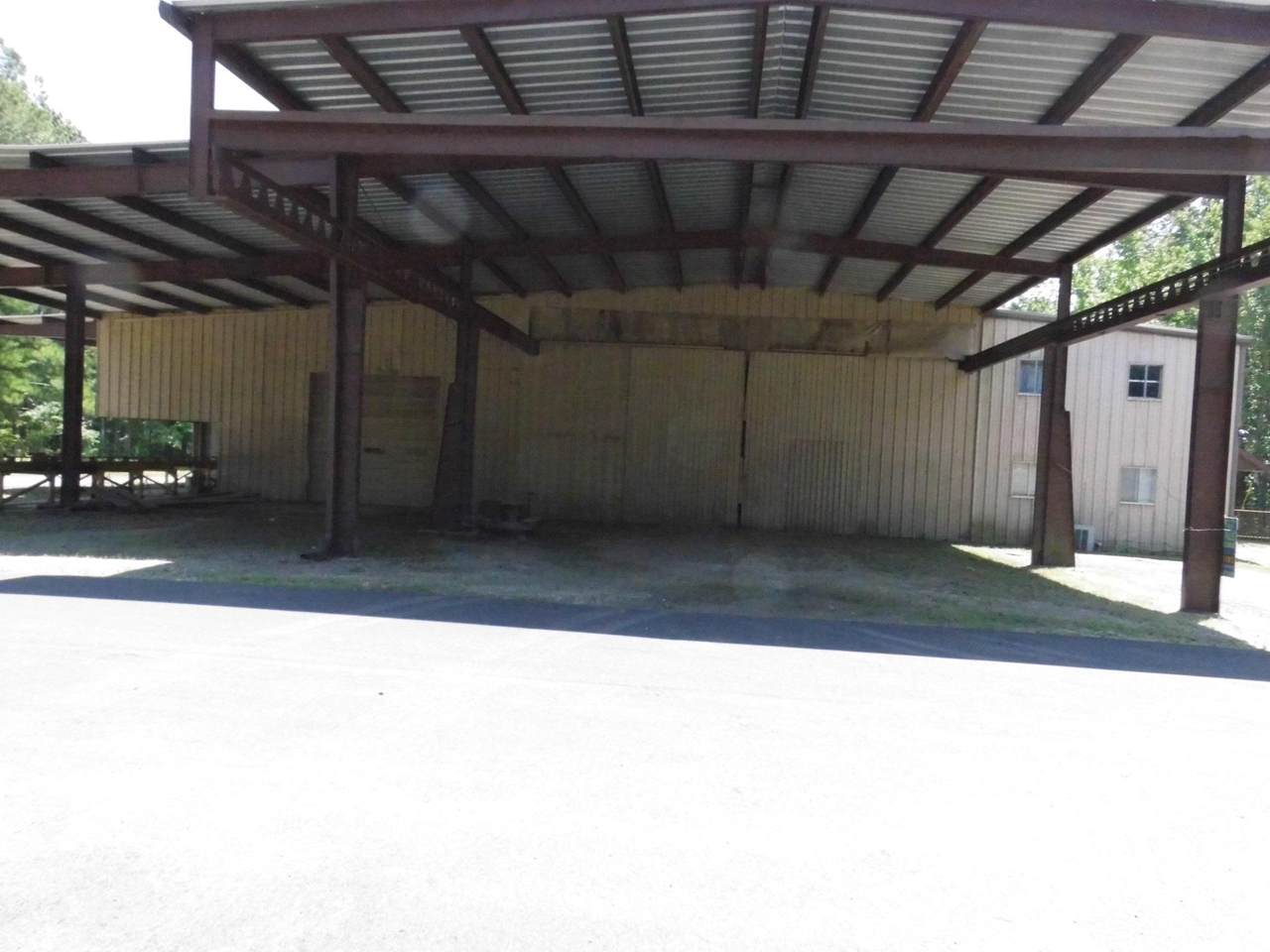 1524 Butram - Photo 1