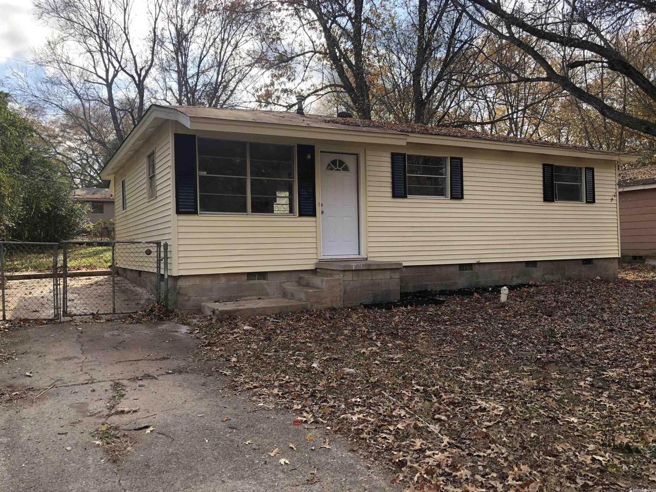 7307 Knollwood - Photo 1
