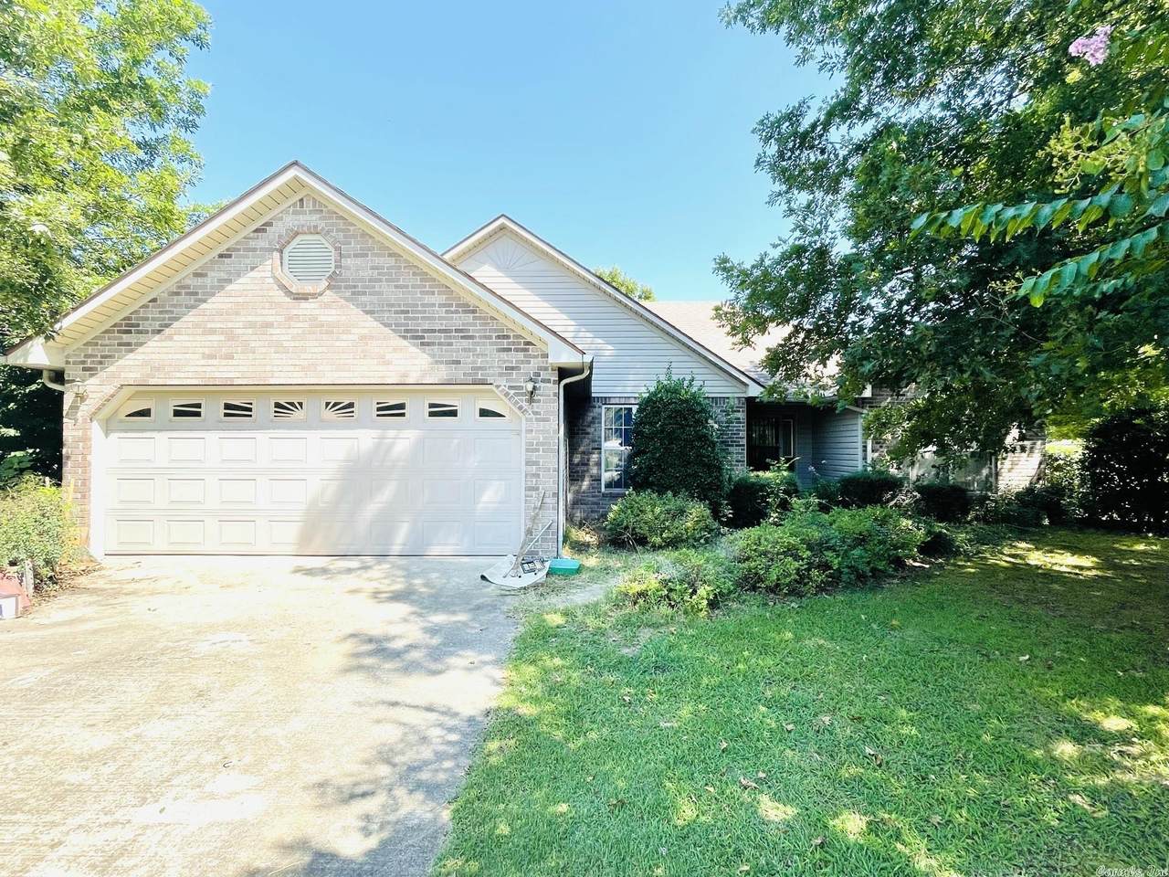 339 Allen - Photo 1