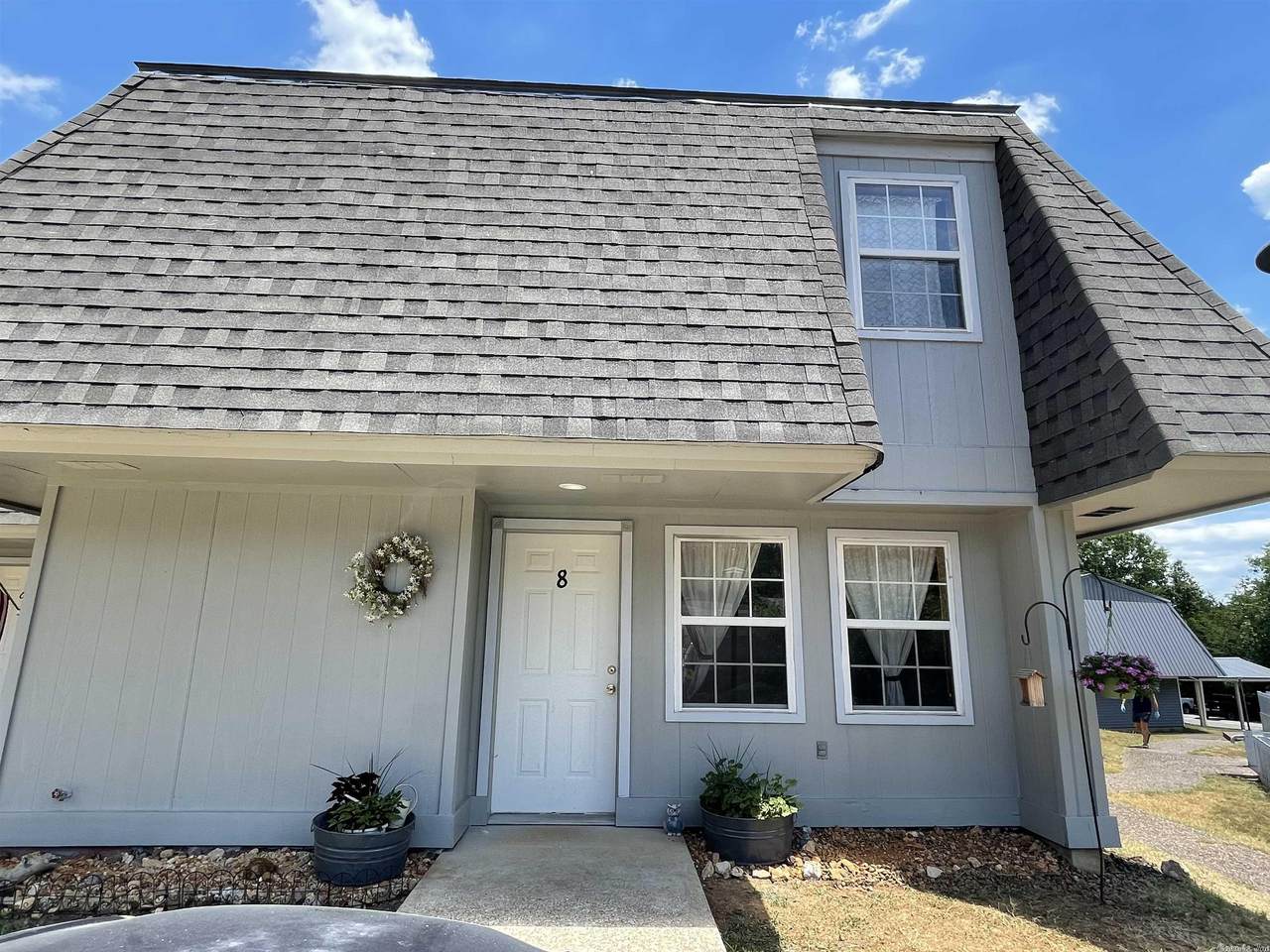 8 Annette Rd - Photo 1