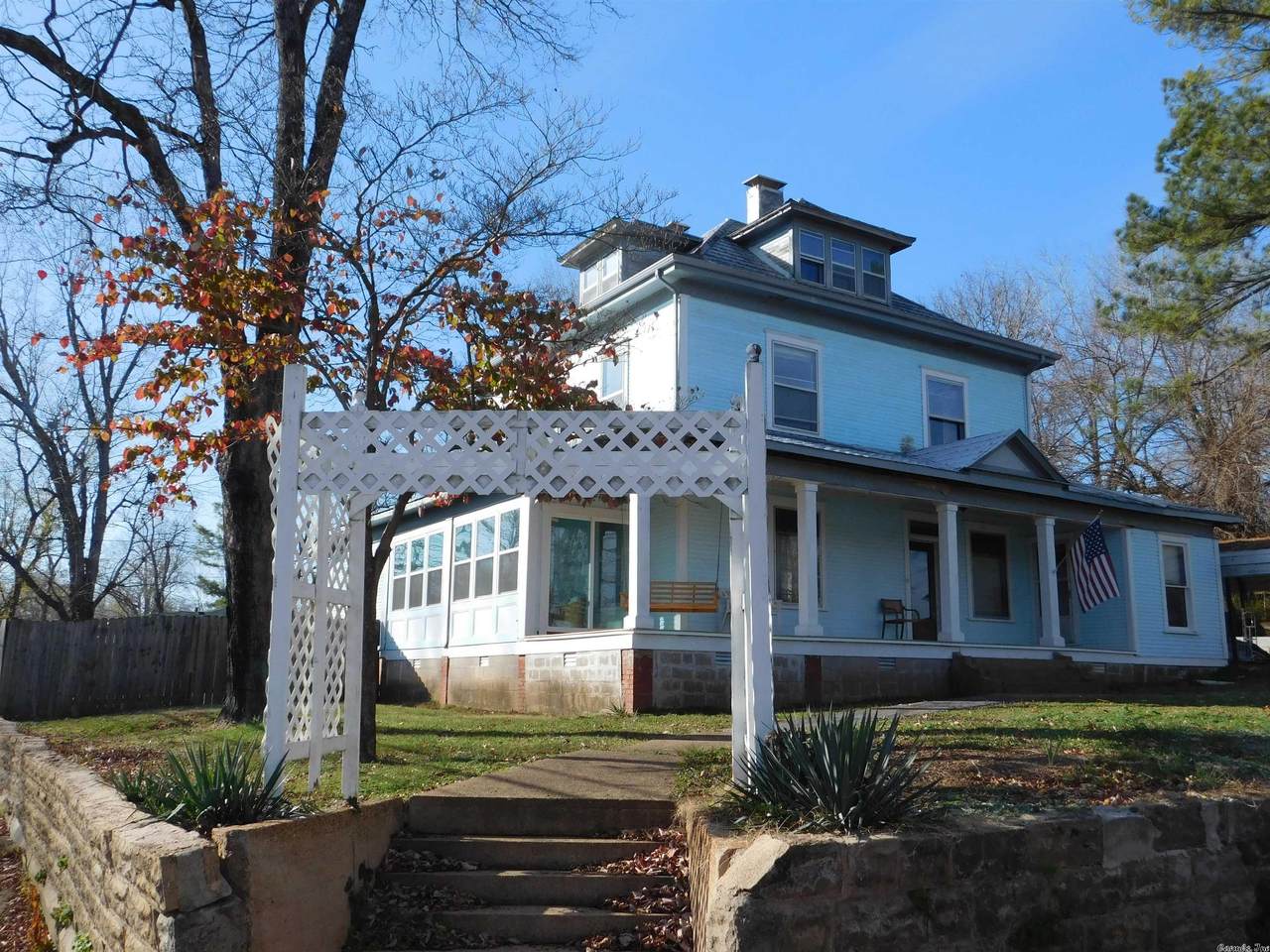 420 Bethel - Photo 1