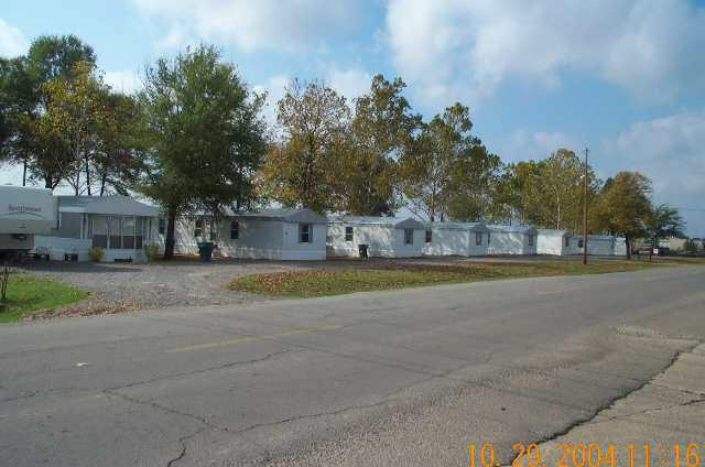 145 Commerce - Photo 1