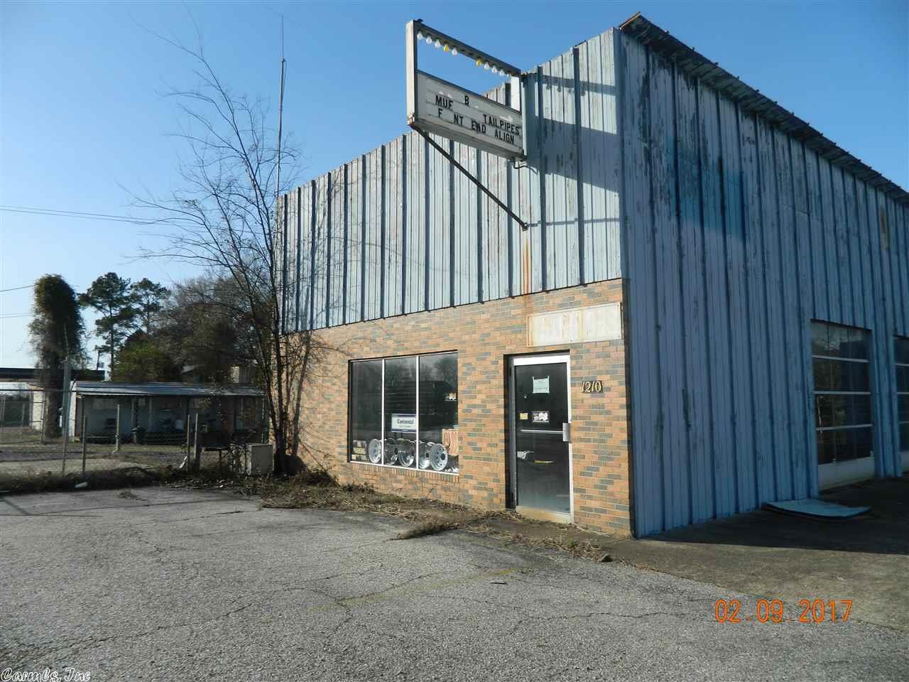 1210 Page Avenue - Photo 1
