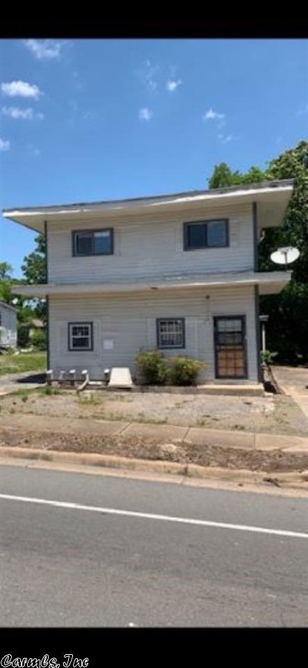3012 12th Street - Photo 1