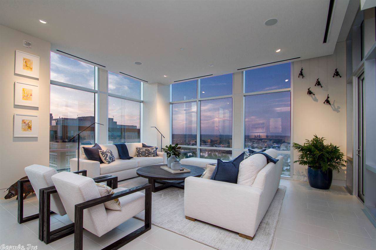 315 Rock - Photo 1