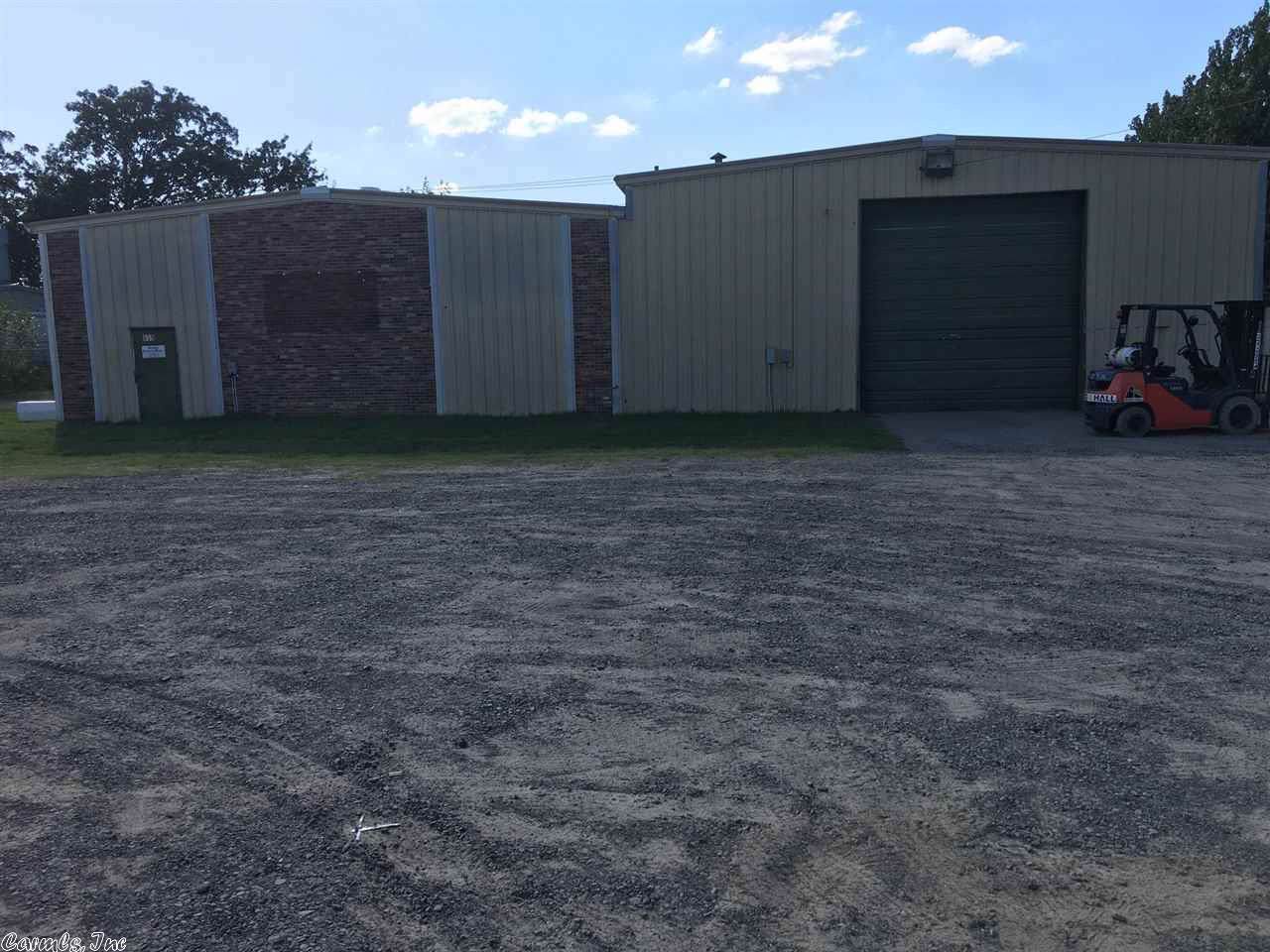 655 Enterprise Ave - Photo 1