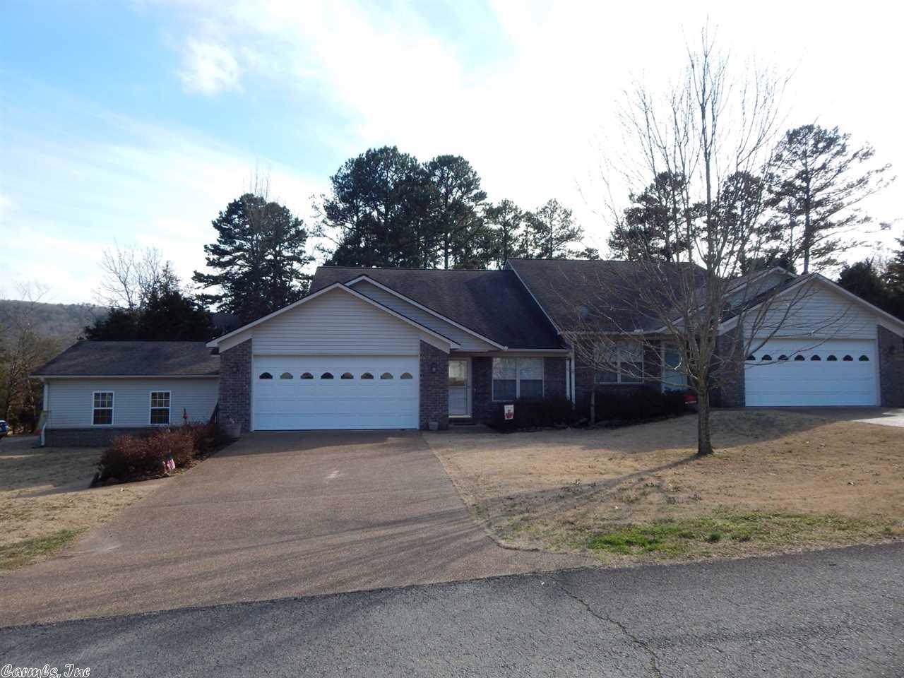 547 Moore - Photo 1