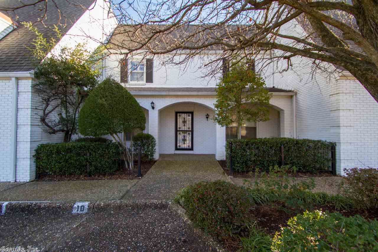 2801 Foxcroft #9 - Photo 1
