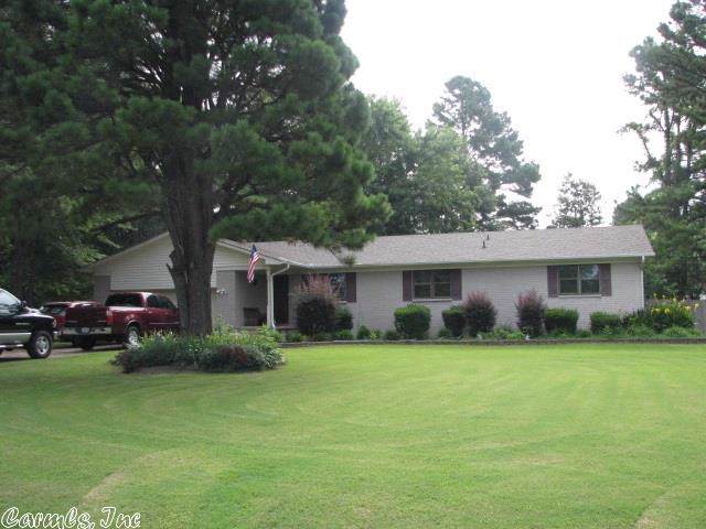 1311 Pine - Photo 1