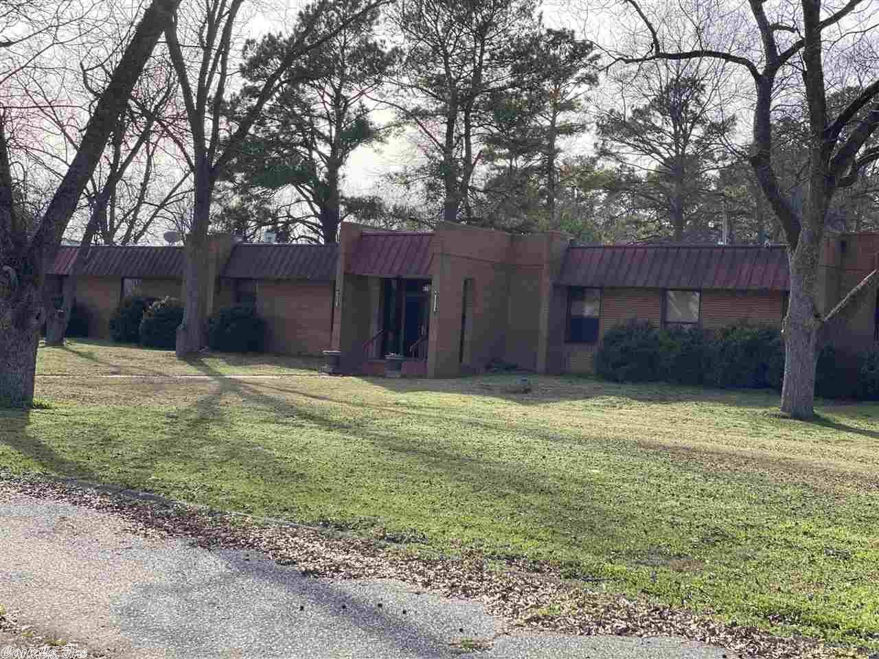 625 Main Street - Photo 1