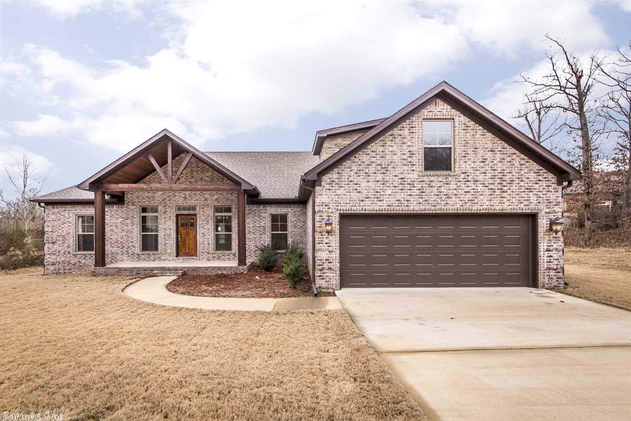 412 Forest Glen - Photo 1