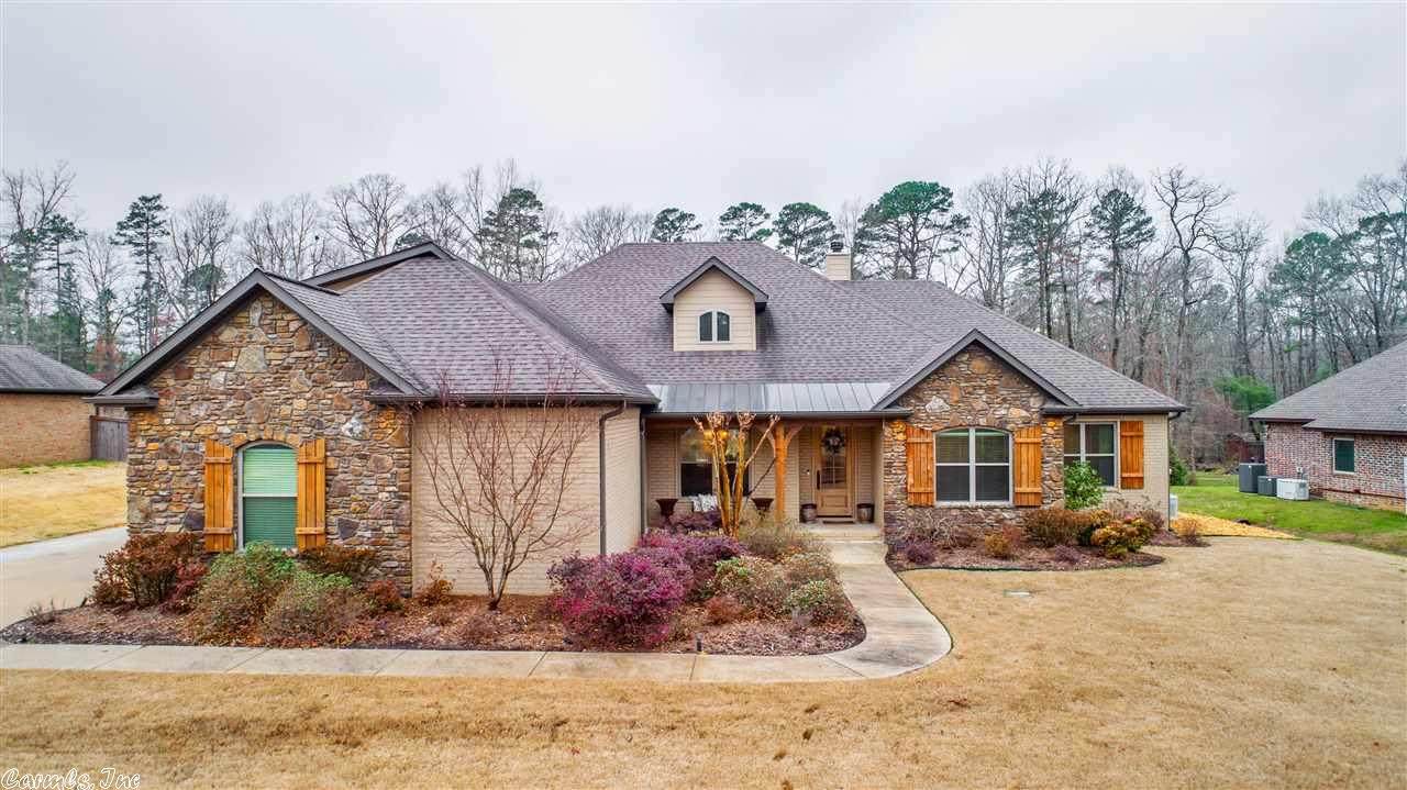 710 Edswood - Photo 1