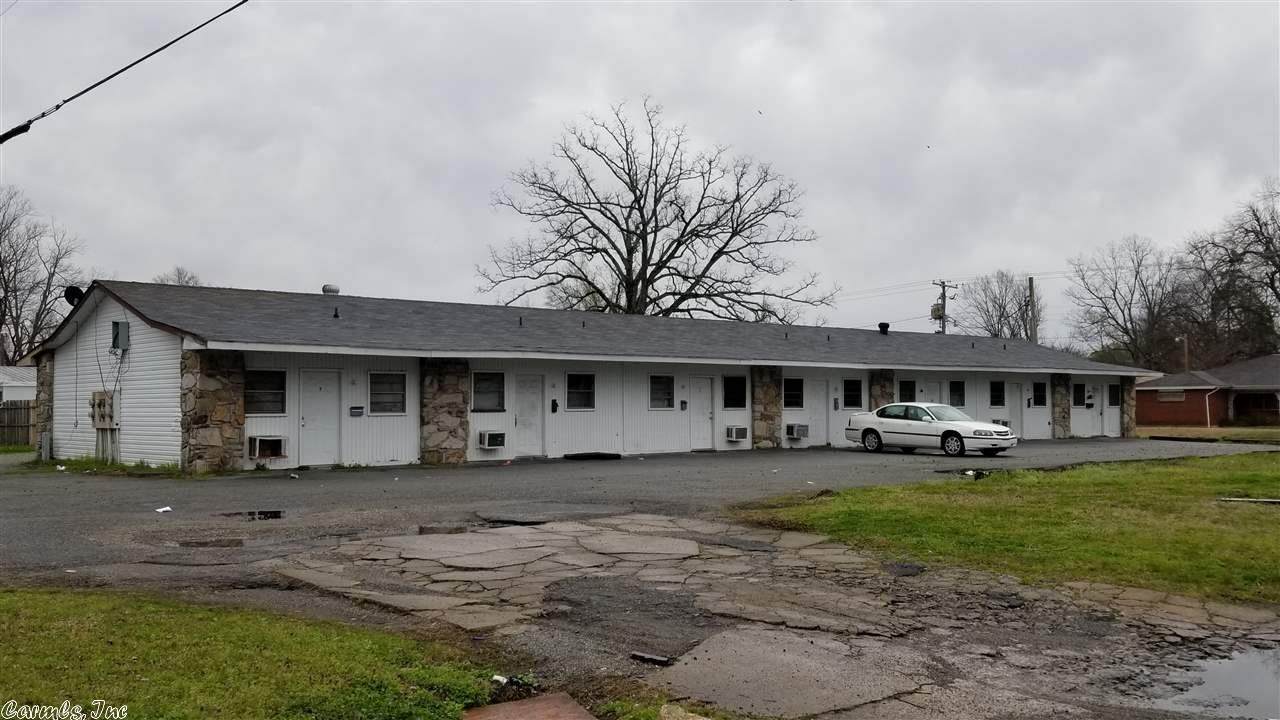 719 Mulberry - Photo 1