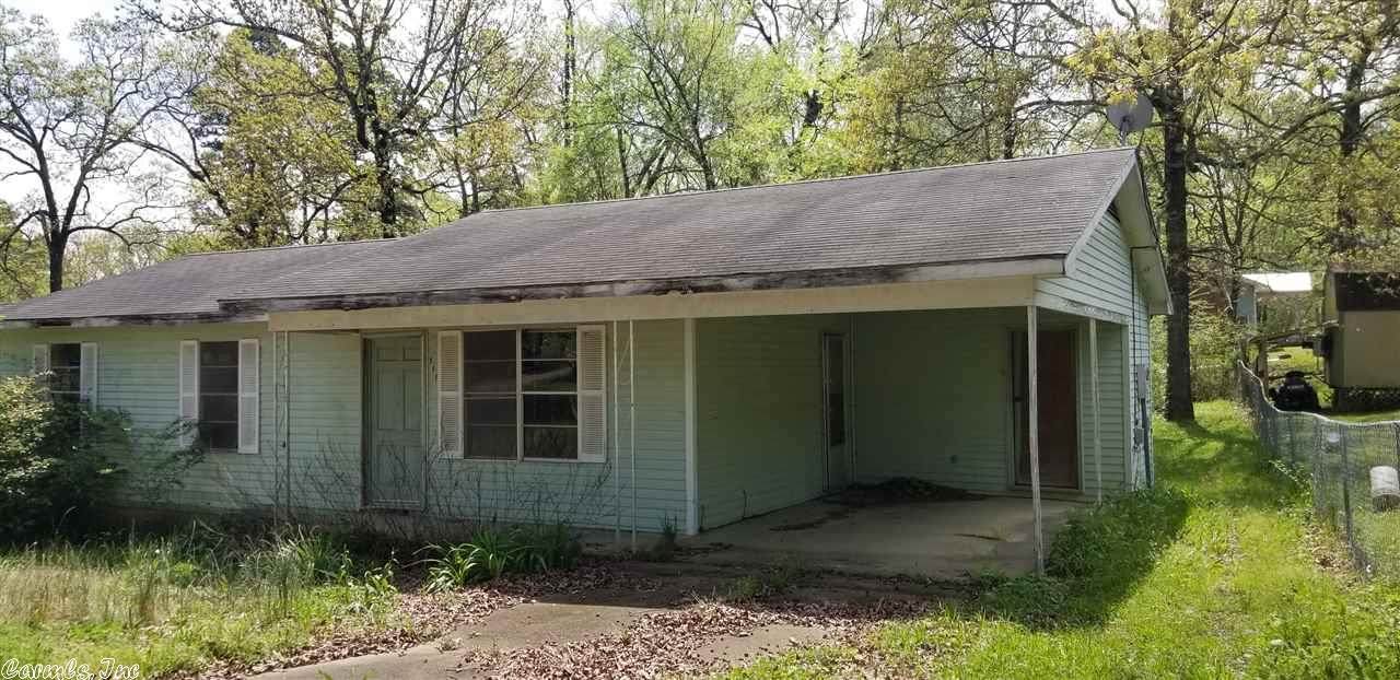 111 Abernathy St - Photo 1