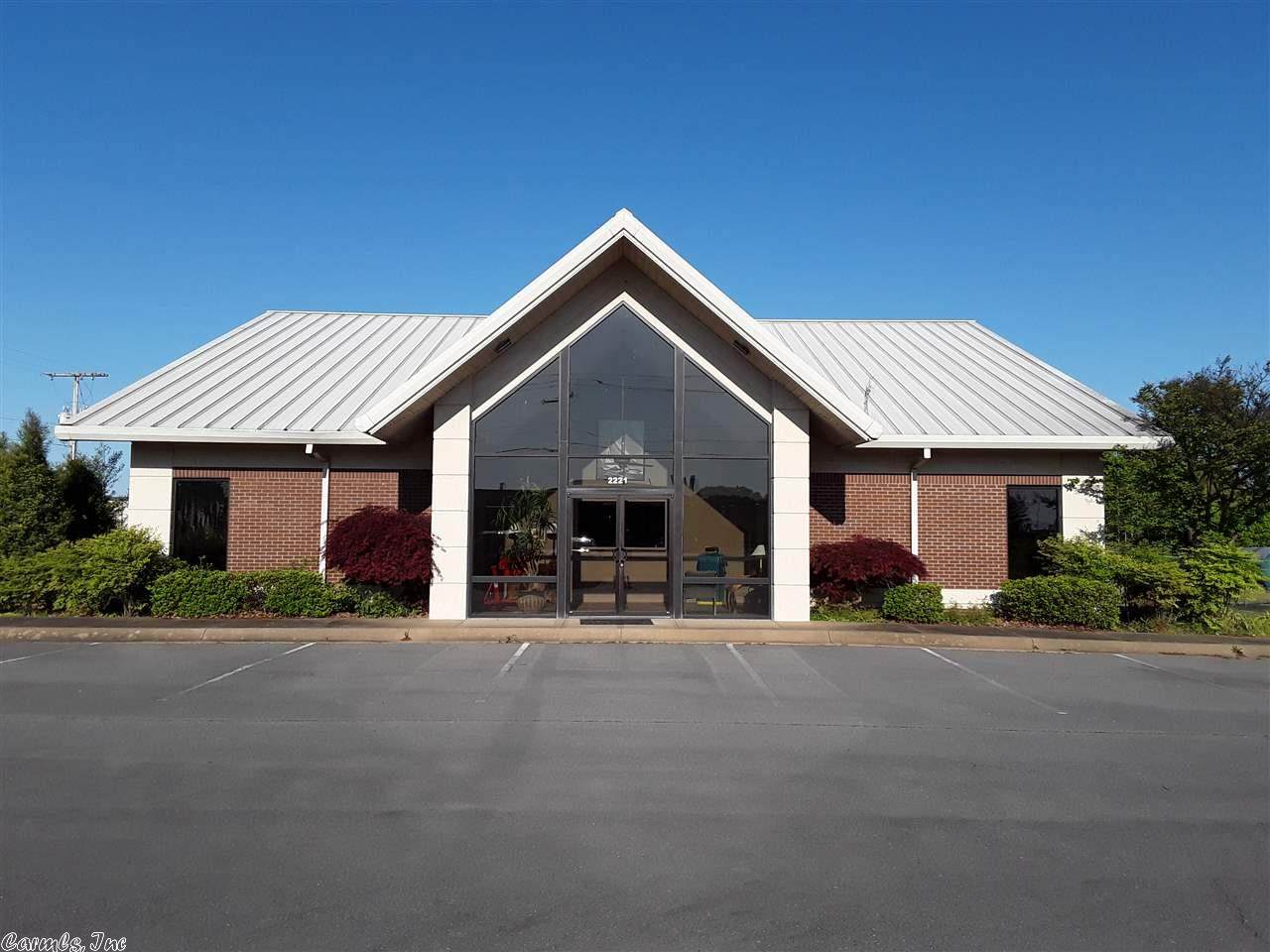 2221 Benton - Photo 1