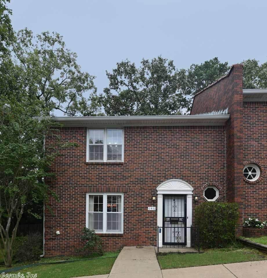 146 Cambridge Place - Photo 1