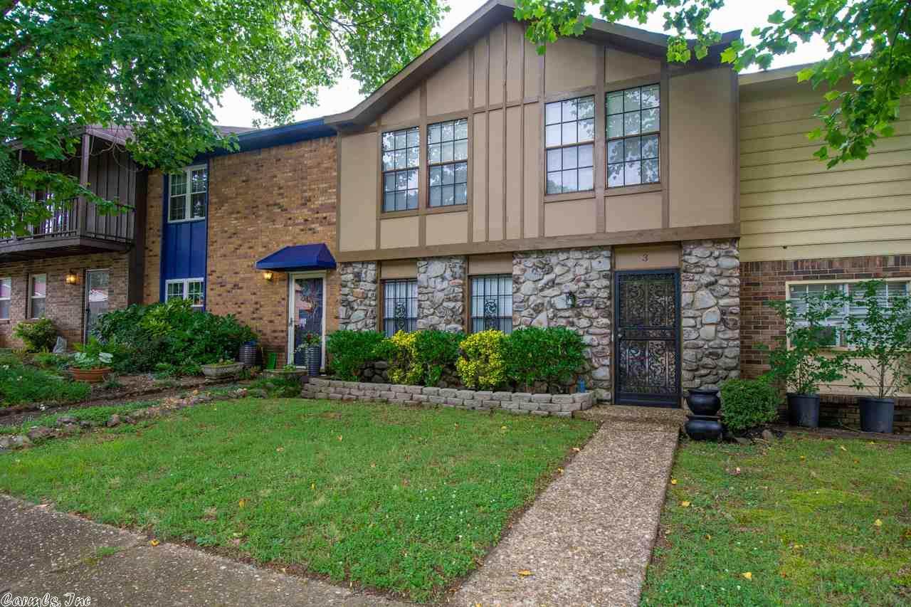 3 Pickering - Photo 1