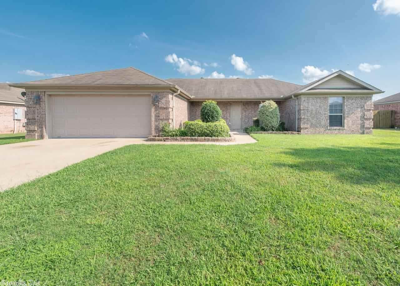 2406 Canterbury - Photo 1