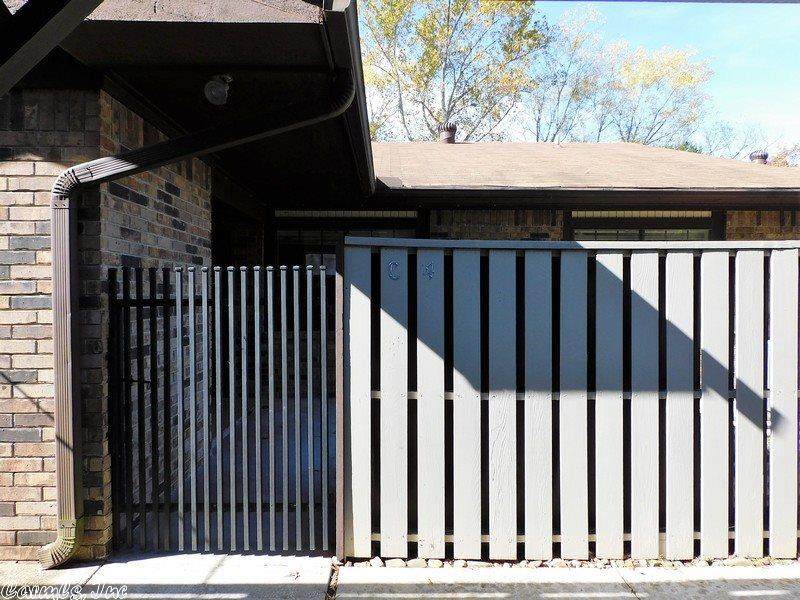 109 Indian Hills - Photo 1