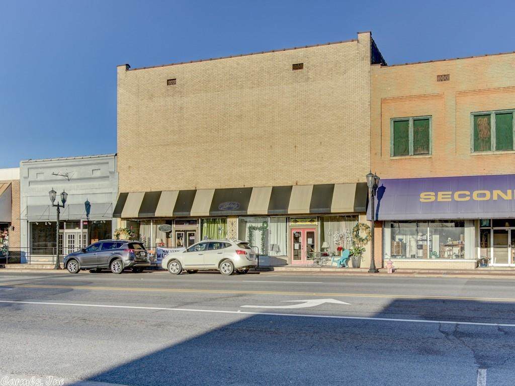 315 Main - Photo 1