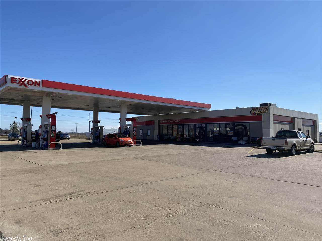 3200 Airbase Rd - Photo 1