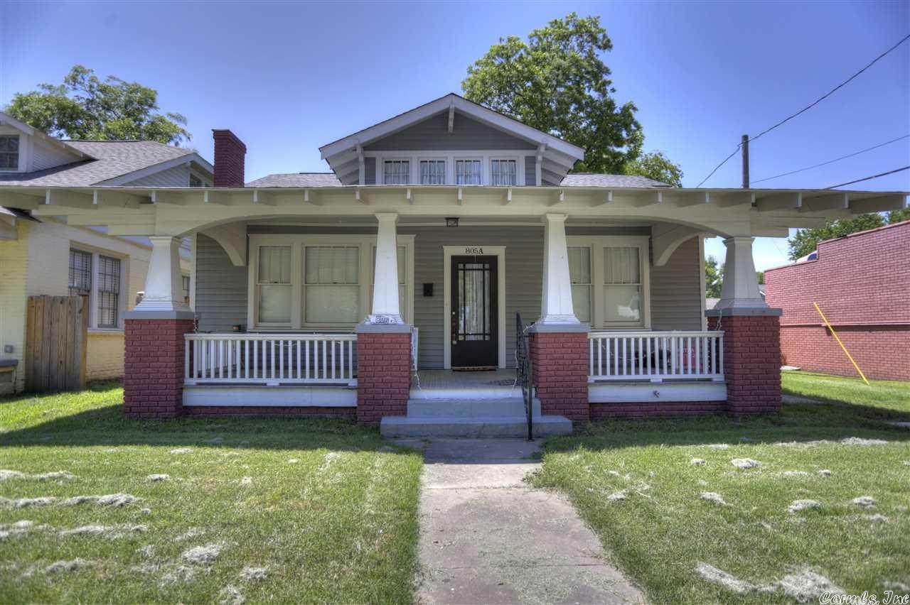 805 Willow - Photo 1