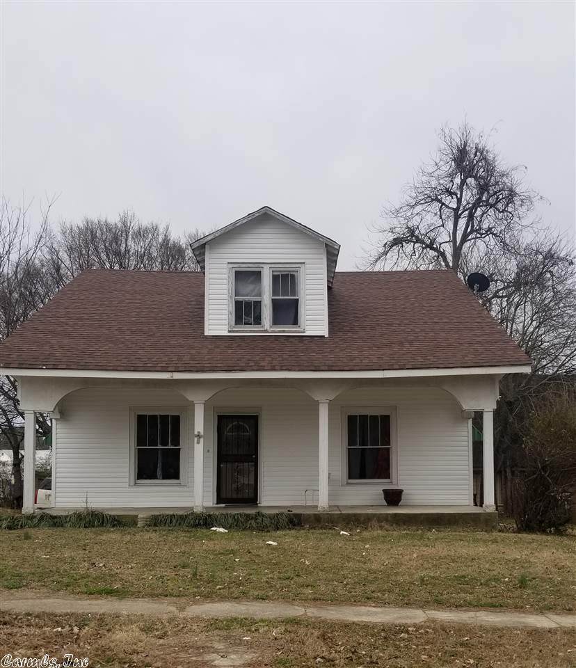 634 Garland - Photo 1