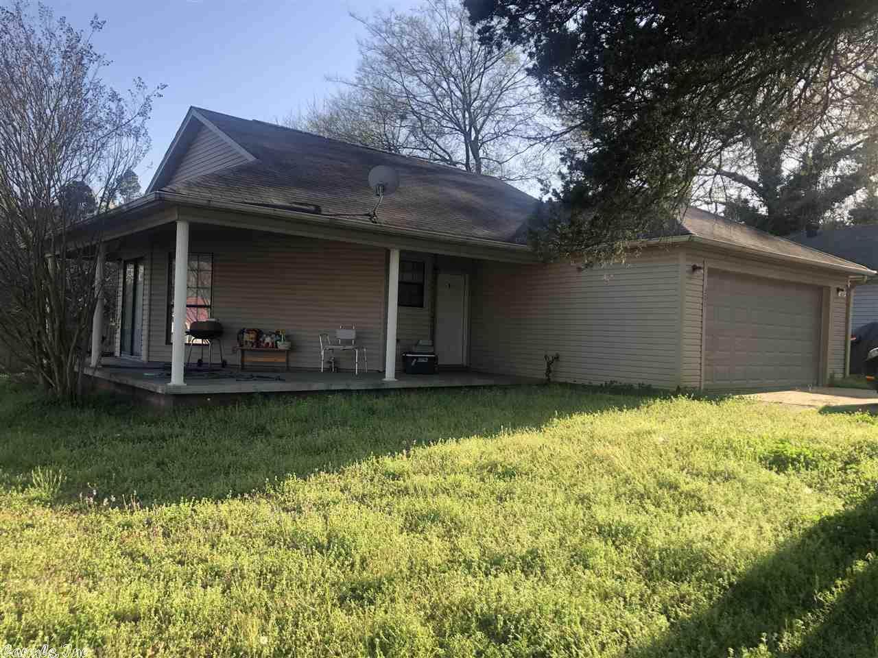 307 Austin Circle - Photo 1