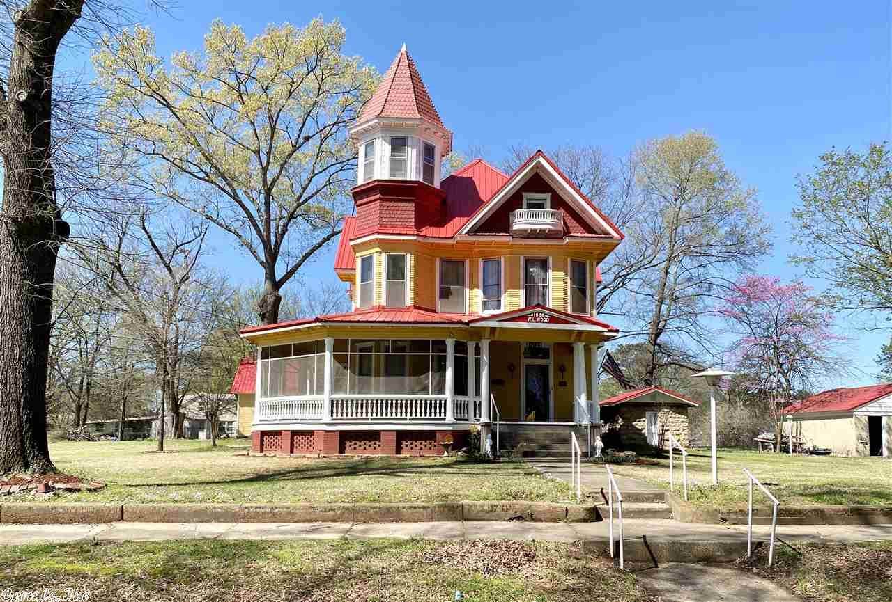 709 Morrill - Photo 1