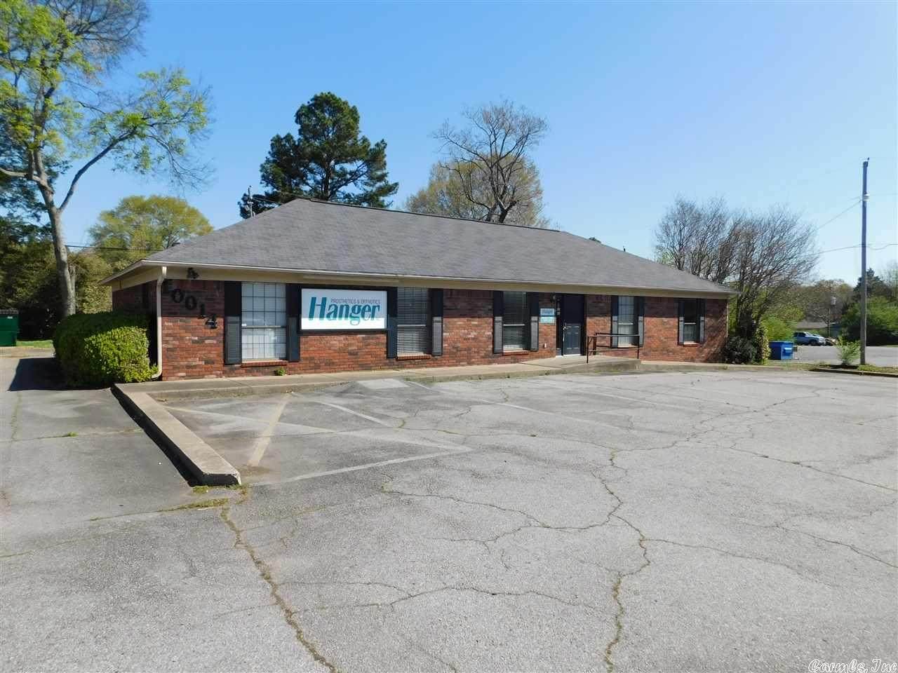 10014 Markham - Photo 1