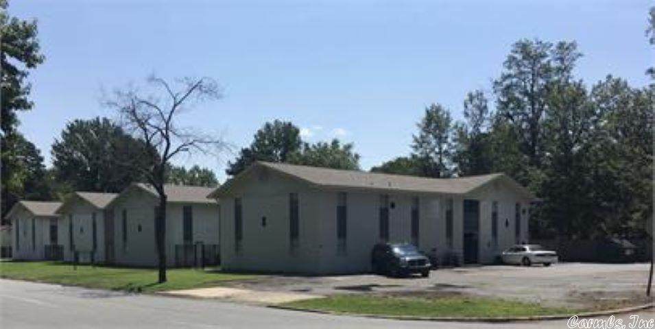 818 28th - Photo 1