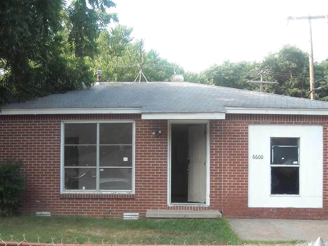 6600 Tracy - Photo 1