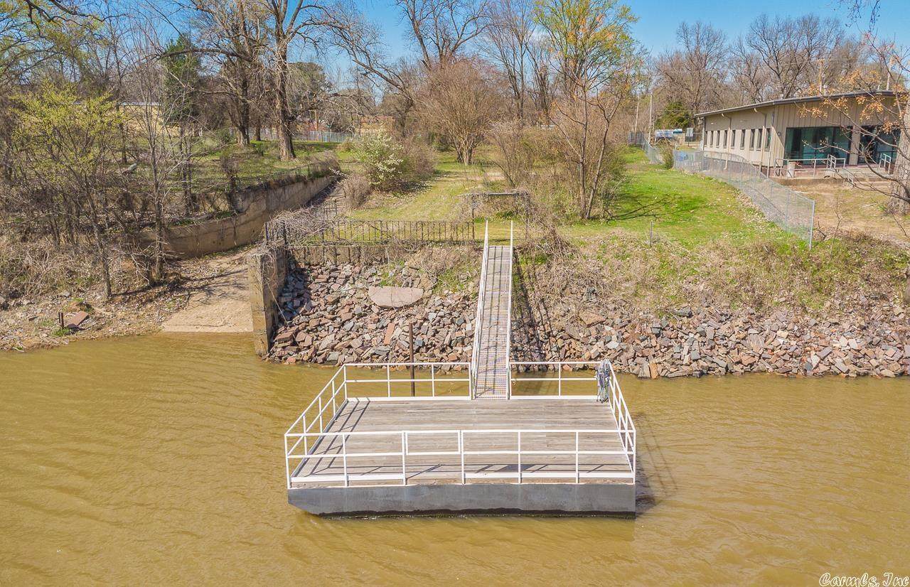 2608 Gribble - Photo 1