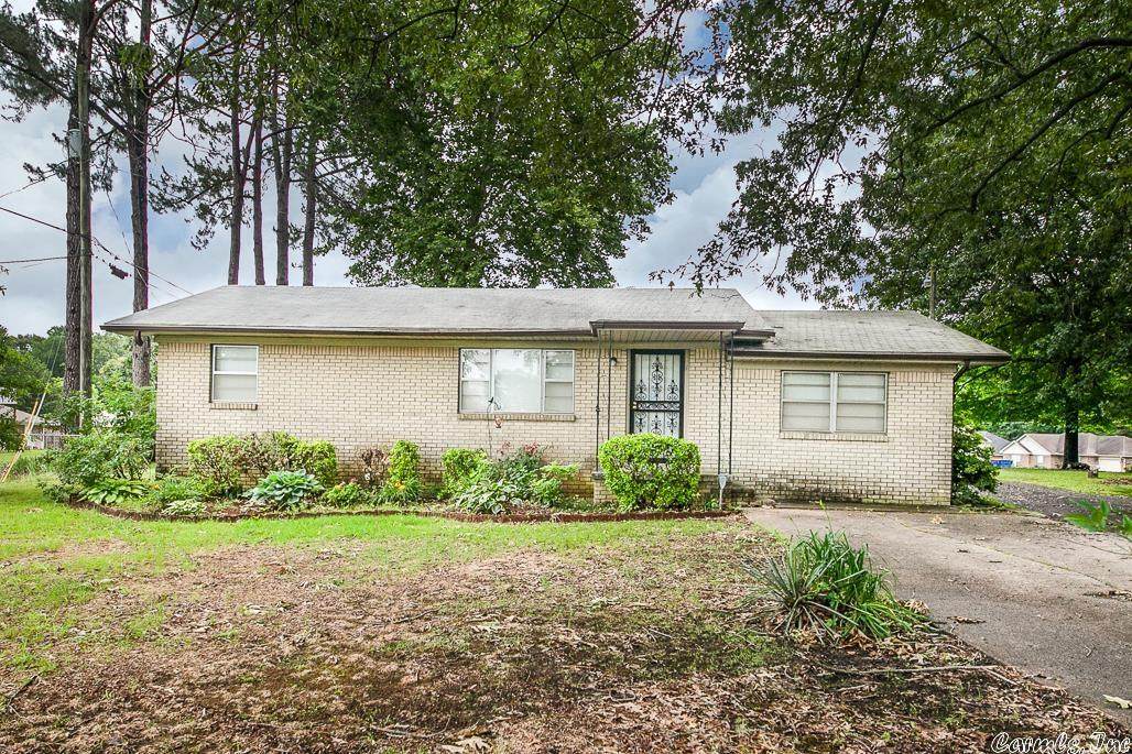 207 Pine - Photo 1