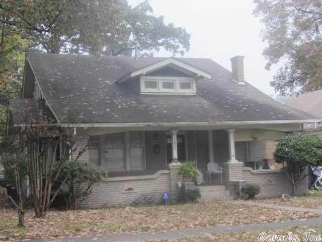 1805 Maple A - Photo 1