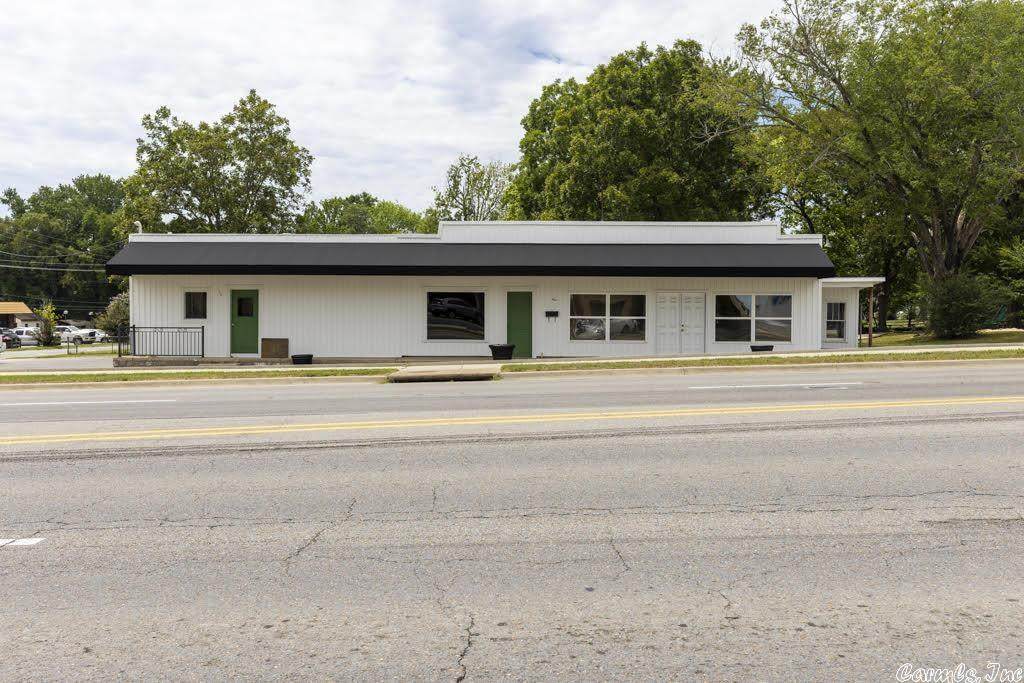 303 Reynolds - Photo 1