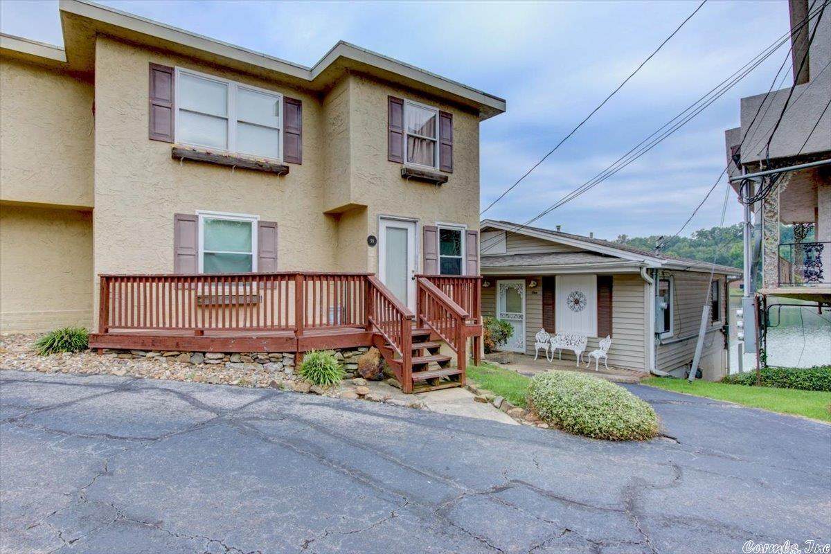 103 Chambers - Photo 1