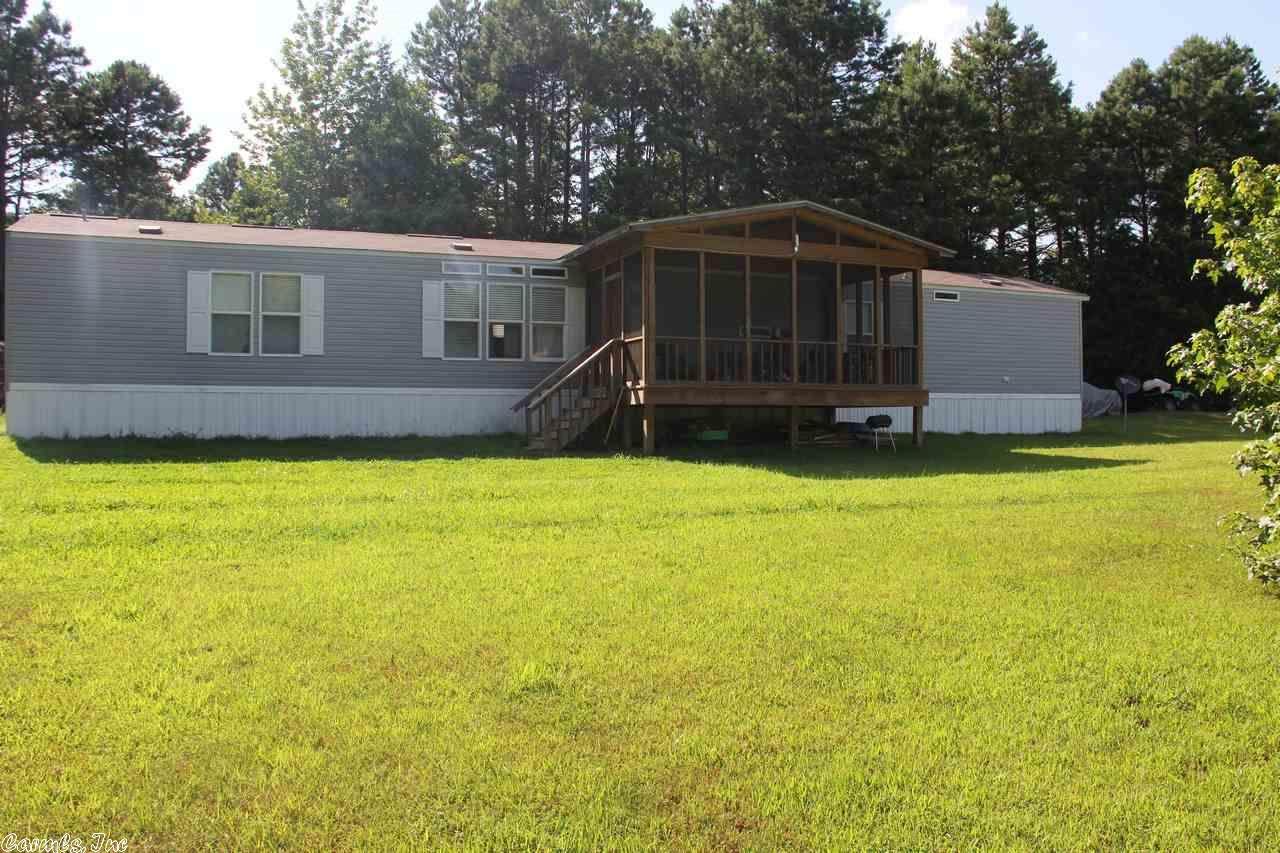 211 Roman Road - Photo 1
