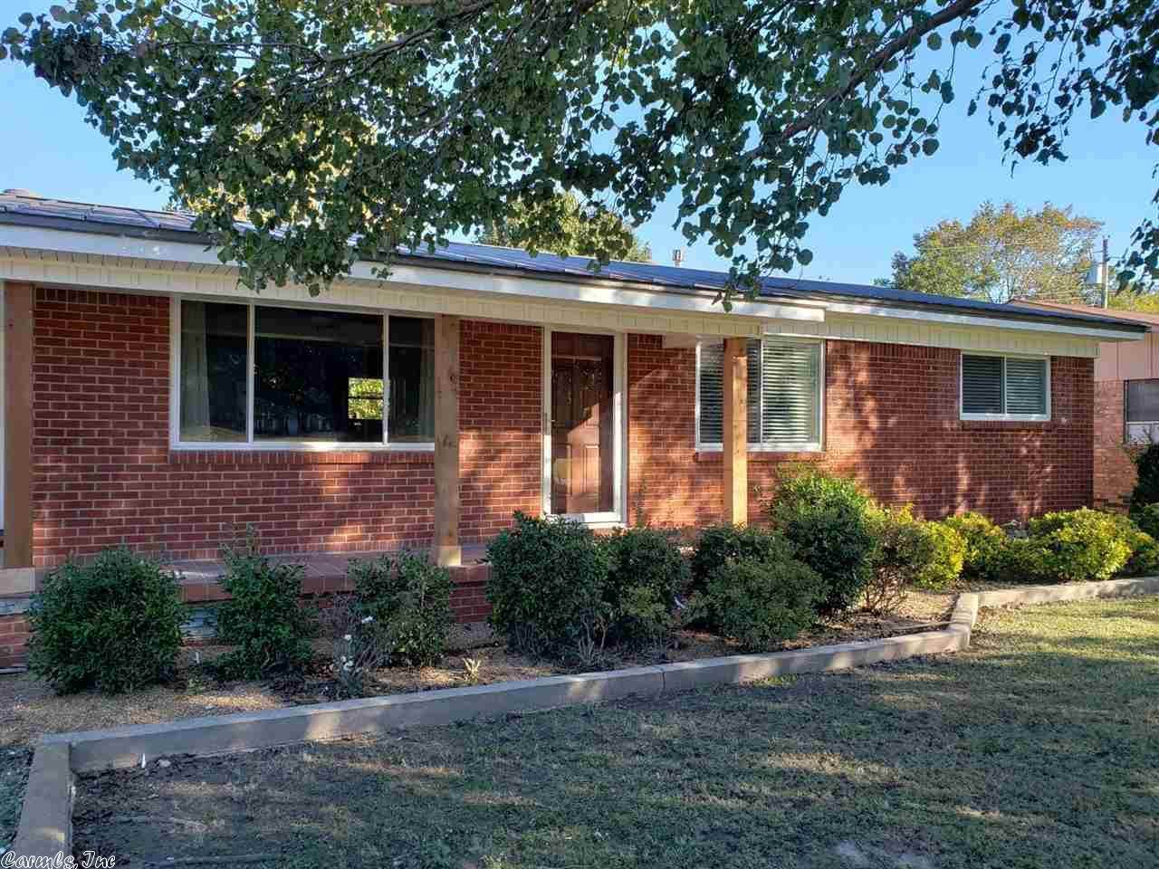 310 Pocahontas Rd - Photo 1