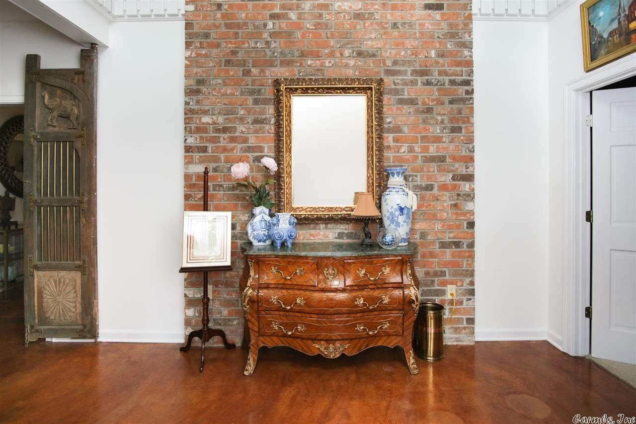 14201 Orleans - Photo 1