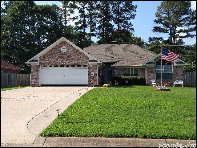 1024 Colonial - Photo 1