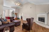 403 Waverly Place - Photo 4