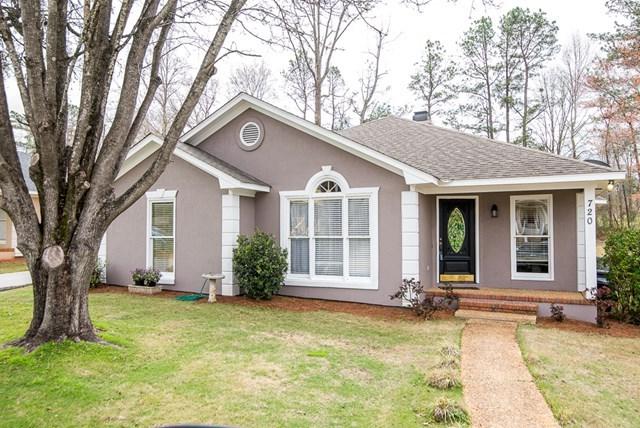 720 Robin's Nest Court - Photo 1