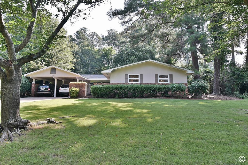 3314 East Lindsay Drive - Photo 1