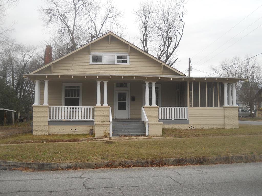 3123 12TH AVENUE - Photo 1