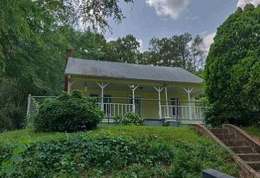 112 Brazell Street - Photo 1